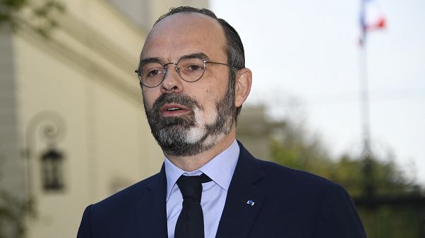 رئيس الوزراء الفرنسي يقدّم الثلاثاء استراتيجية وطنية للخروج من الحجر الإلزامي رئيس الوزراء الفرنسي يقدّم الثلاثاء استراتيجية وطنية للخروج من الحجر الإلزامي