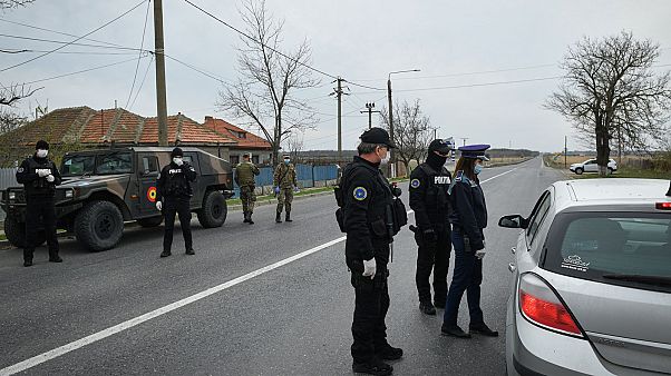 Photo d'illustration : contrôle policier en Roumanie, le 4 avril 2020. Photo d'illustration : contrôle policier en Roumanie, le 4 avril 2020.