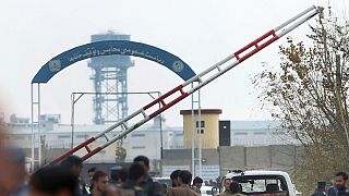 بیش از ۱۲هزار زندانی از بیم شیوع کرونا در افغانستان آزاد می‌شوند