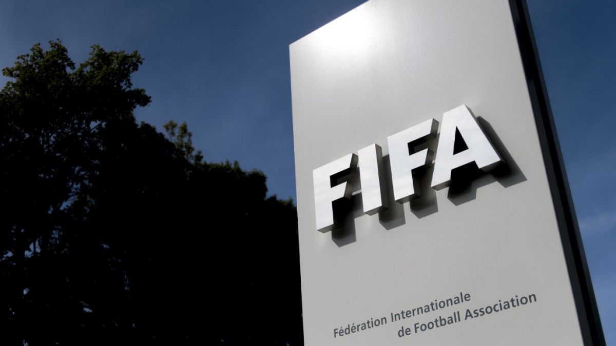 FIFA'dan ertelenen maçlar için 5 oyuncu değişikliği önerisi