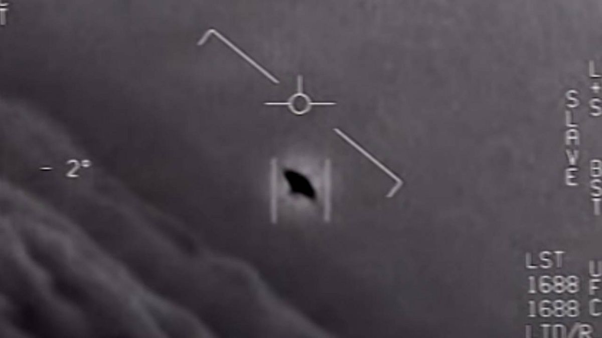 Pentagon ufo görüntülerini yayımladı