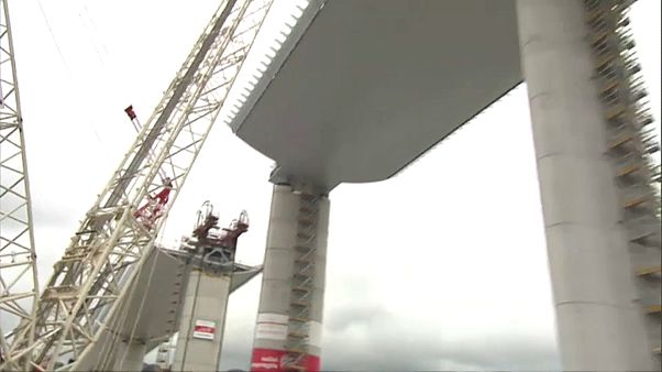 Nova ponte em Génova desenhada pelo arquiteto Renzo Piano Nova ponte em Génova desenhada pelo arquiteto Renzo Piano