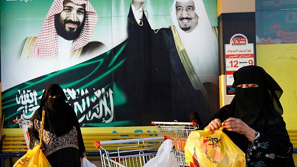 السعودية نيوز |
يشكلن 34.7% من اليد العاملة.. النساء يغزون سوق العمل في السعودية
السعودية نيوز |
يشكلن 34.7% من اليد العاملة.. النساء يغزون سوق العمل في السعودية