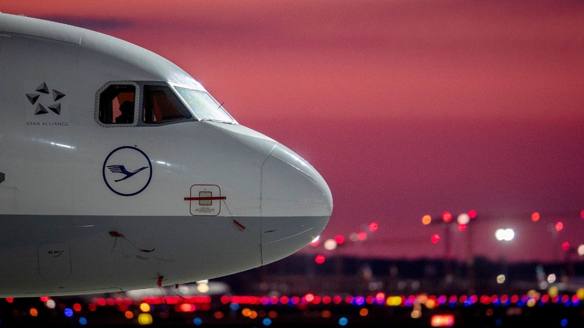 Στη διάσωση της Lufthansa προχωρεί το Βερολίνο, σύμφωνα με δημοσίευμα
