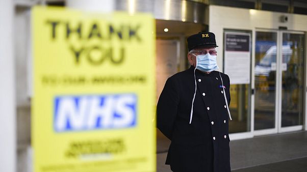 APTOPIX Virus Outbreak Britain APTOPIX Virus Outbreak Britain