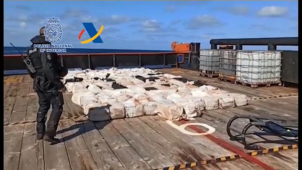 Golpe al narcotráfico en Galicia con 28 detenidos y cuatro toneladas de cocaína incautadas Golpe al narcotráfico en Galicia con 28 detenidos y cuatro toneladas de cocaína incautadas