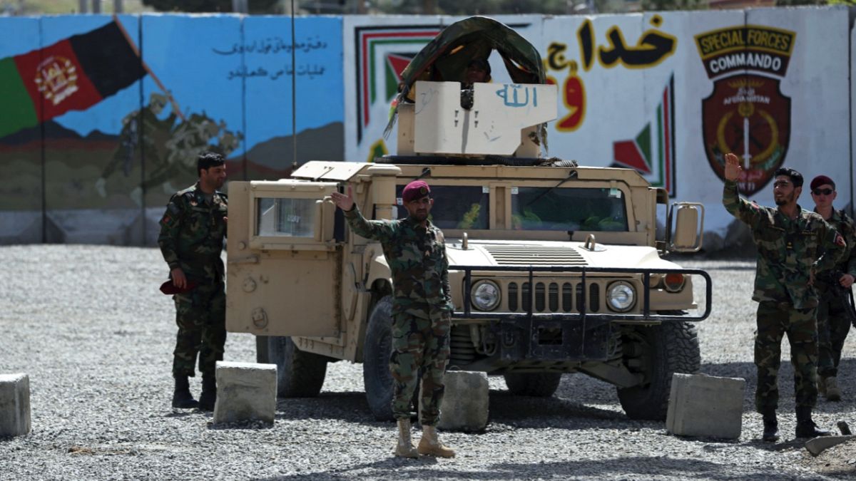 Afgan Özel Kuvvetleri intihar saldırısının yaşandığı bölgede