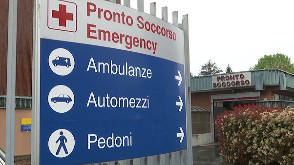 Inizia la riflessione sulle stragi del covid-19 che ha ucciso quasi 200 fra medici e infermieri Inizia la riflessione sulle stragi del covid-19 che ha ucciso quasi 200 fra medici e infermieri