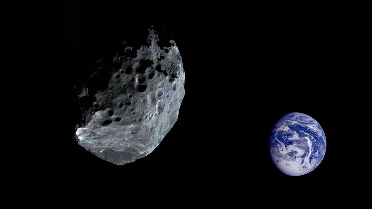 سیارک «ماسک دار» از نزدیکی زمین عبور کرد اما باز می‌گردد