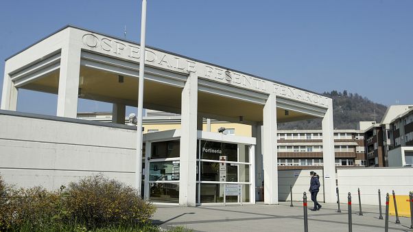 Hospital Pesenti Fenaroli en las cercanías de Bérgamo Hospital Pesenti Fenaroli en las cercanías de Bérgamo