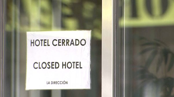 Críticas e incertidumbre ante el plan de desescalada en España Críticas e incertidumbre ante el plan de desescalada en España