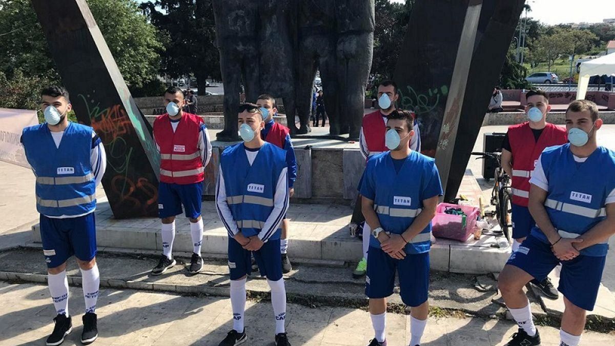 Θεσσαλονίκη: Ποδοσφαιρική... διαμαρτυρία για την καύση απορριμάτων στο ΤΙΤΑΝ