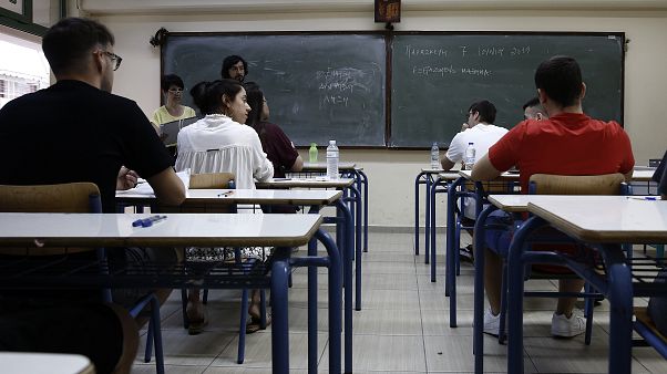 Ελλάδα: Το πρόγραμμα των φετινών πανελλαδικών εξετάσεων Ελλάδα: Το πρόγραμμα των φετινών πανελλαδικών εξετάσεων