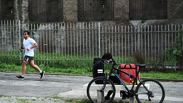 Los países europeos marcan las pautas para el desconfinamiento según la evolución de la pandemia Los países europeos marcan las pautas para el desconfinamiento según la evolución de la pandemia