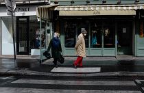 Fransa'da Covid 19 önlemleri yüzünden sokaklar boşaldı