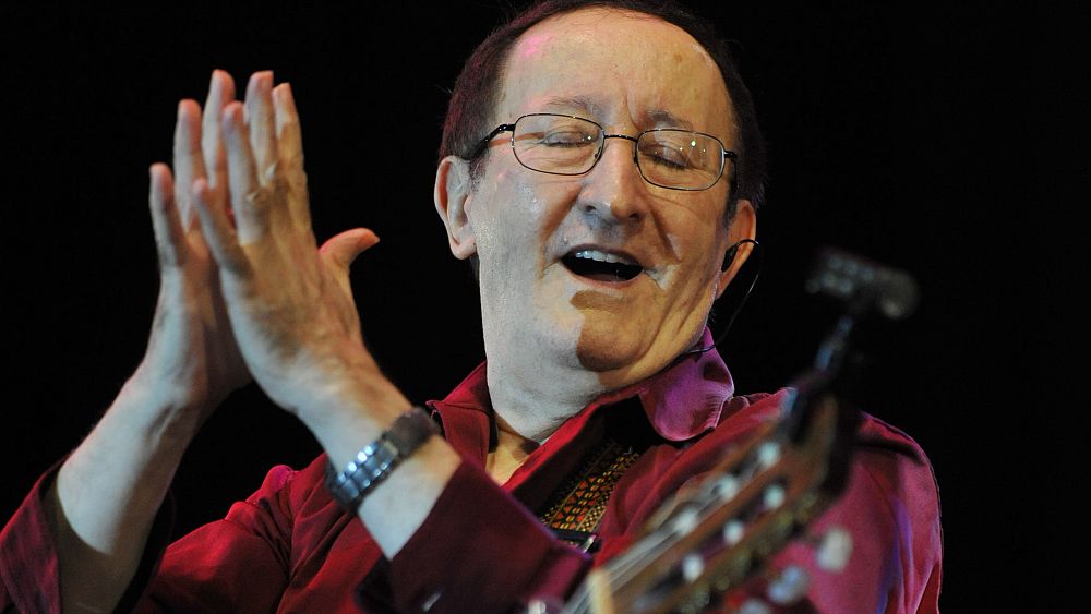 Le chanteur algérien Idir, grand défenseur de l'identité kabyle, est mort à 70 ans