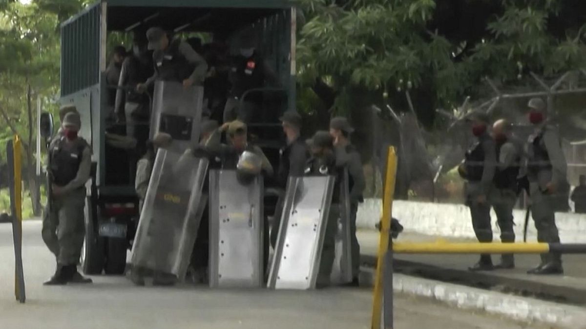 Venezuela: Silahlı eylem için ülkeye girmeye çalışan 8 kişi öldürüldü