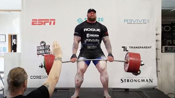 Game of Thrones’un ‘Dağ’ından dünya rekoru: 501 kg kaldırdı Game of Thrones’un ‘Dağ’ından dünya rekoru: 501 kg kaldırdı