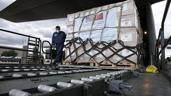 Türkiye'nin ABD'ye yaptığı tıbbi yardımlar ulaştı Türkiye'nin ABD'ye yaptığı tıbbi yardımlar ulaştı