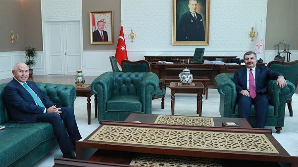 Sağlık Bakanı Fahrettin Koca, Türkiye Futbol Federasyonu (TFF) Başkanı Nihat Özdemir Sağlık Bakanı Fahrettin Koca, Türkiye Futbol Federasyonu (TFF) Başkanı Nihat Özdemir