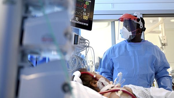 Reino Unido com mais mortos do que a Itália Reino Unido com mais mortos do que a Itália