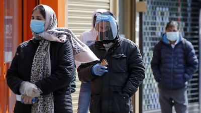 A francia külvárosokban arat a leginkább a járvány