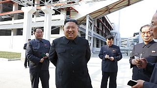Kim Dzsongun az észak-koreai hírügynökség felvételén, 2020.05.01.