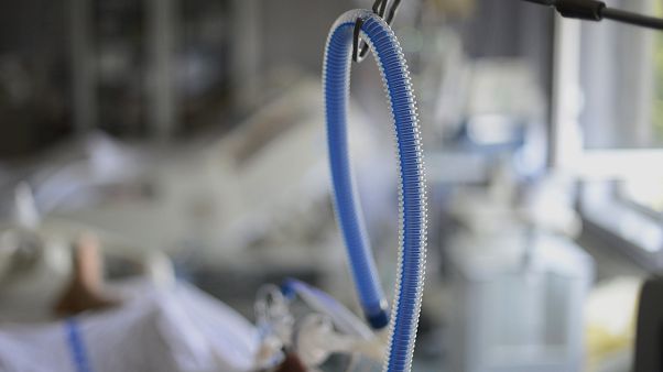 L'Ungheria caccia malati di cancro e amputati dagli ospedali per "fare posto" ai Covid-19 L'Ungheria caccia malati di cancro e amputati dagli ospedali per "fare posto" ai Covid-19