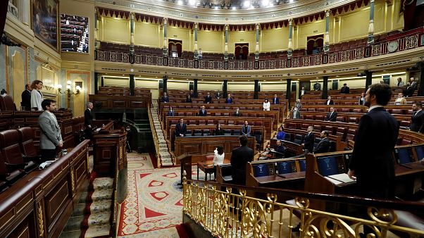 El Gobierno logra una cuarta prórroga del estado de alarma en España El Gobierno logra una cuarta prórroga del estado de alarma en España