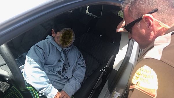 5-летний мальчик угнал машину родителей и поехал покупать себе Lamborghini 5-летний мальчик угнал машину родителей и поехал покупать себе Lamborghini