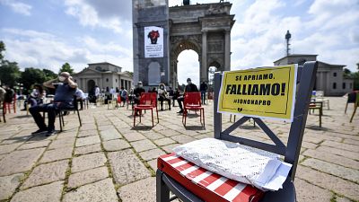 Protesta de los propietarios de bares y restaurantes en Milán 