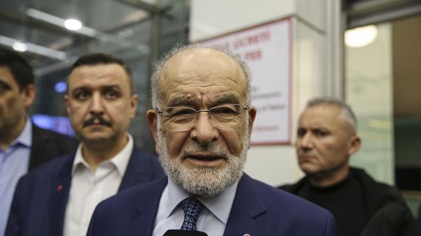 Saadet Partisi Genel Başkanı Temel Karamollaoğlu Saadet Partisi Genel Başkanı Temel Karamollaoğlu