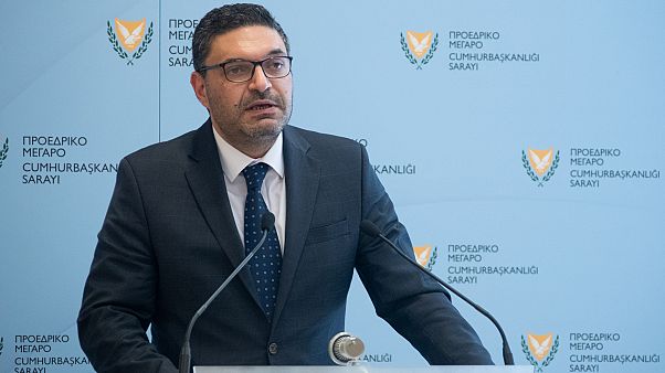 Υπουργός Οικονομικών Υπουργός Οικονομικών