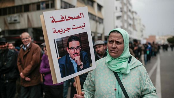 السلطات المغربية تفتح تحقيقا بعد الاعتداء على صحفيين السلطات المغربية تفتح تحقيقا بعد الاعتداء على صحفيين