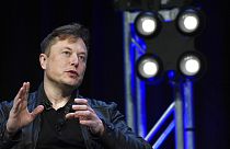 Elon Musk kiakadt, el akarja költöztetni a Tesla központját Kaliforniából