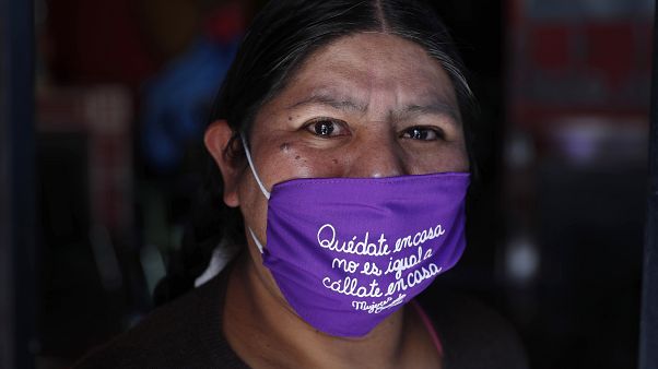 Las mascarillas se convierten en algo más que una protección en Latinoamérica Las mascarillas se convierten en algo más que una protección en Latinoamérica