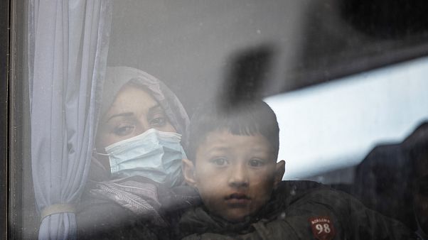 Ελλάδα - μεταναστευτικό: Συνεχίζεται η αποσυμφόρηση των νησιών Ελλάδα - μεταναστευτικό: Συνεχίζεται η αποσυμφόρηση των νησιών