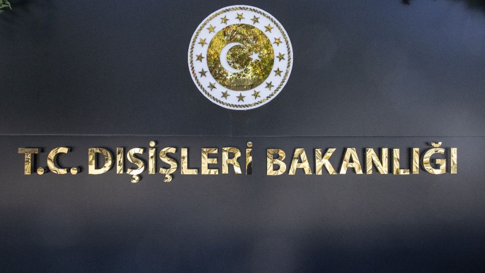 Dışişleri Bakanlığı: Yunanistan'la yapılacak görüşme ikili meselelerin çözümü için değil