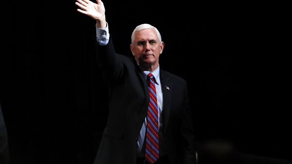 Mike Pence passa fim-de-semana em isolamento Mike Pence passa fim-de-semana em isolamento