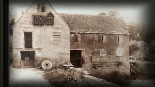 Αγγλία: Ιστορικός νερόμυλος ξαναρχίζει την παραγωγή εν μέσω πανδημίας