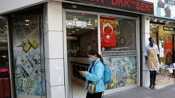 Τουρκία: Αρκεί η «διπλωματία της μάσκας» για να χτιστούν γέφυρες; Τουρκία: Αρκεί η «διπλωματία της μάσκας» για να χτιστούν γέφυρες;