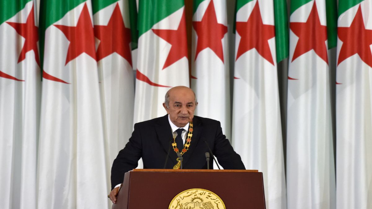 الرئيس الجزائري عبد المجيد تبون خلال خطاب مراسم أداء اليمين الرسمية في العاصمة الجزائر في 19 ديسمبر 2019.