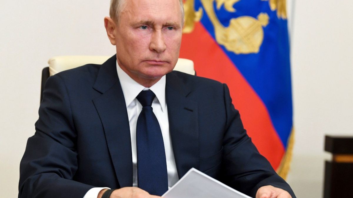 Putyin váratlanul bejelentette, hogy kedden indul a nyitás Oroszországban