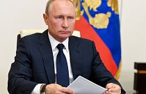 Rússia bate recorde de novos casos e termina confinamento