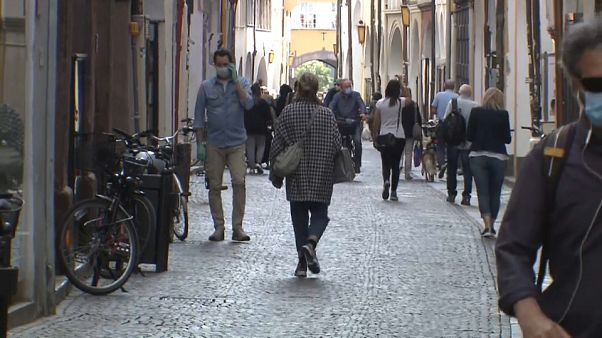 Covid 19: tocca alle Regioni decidere, al Governo l'ultima parola Covid 19: tocca alle Regioni decidere, al Governo l'ultima parola