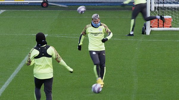 Le Covid et les milliards du foot : débat sur les dates de reprise du championnat anglais Le Covid et les milliards du foot : débat sur les dates de reprise du championnat anglais