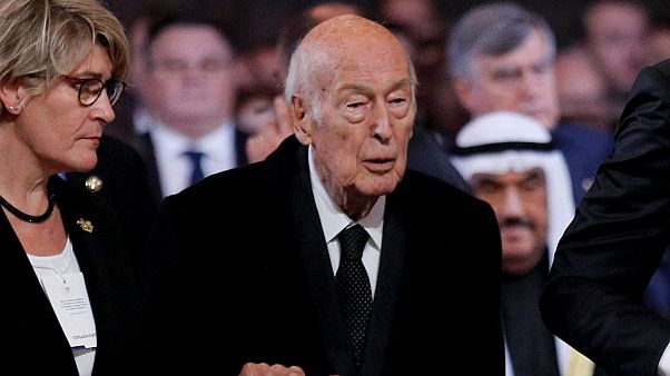 Eski Fransa Cumhurbaşkanı Valery Giscard d'Estaing Eski Fransa Cumhurbaşkanı Valery Giscard d'Estaing