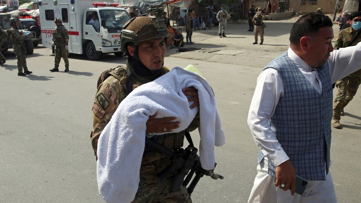 انجام دو حمله در افغانستان از جمله در یک بیمارستان زنان و زایمان