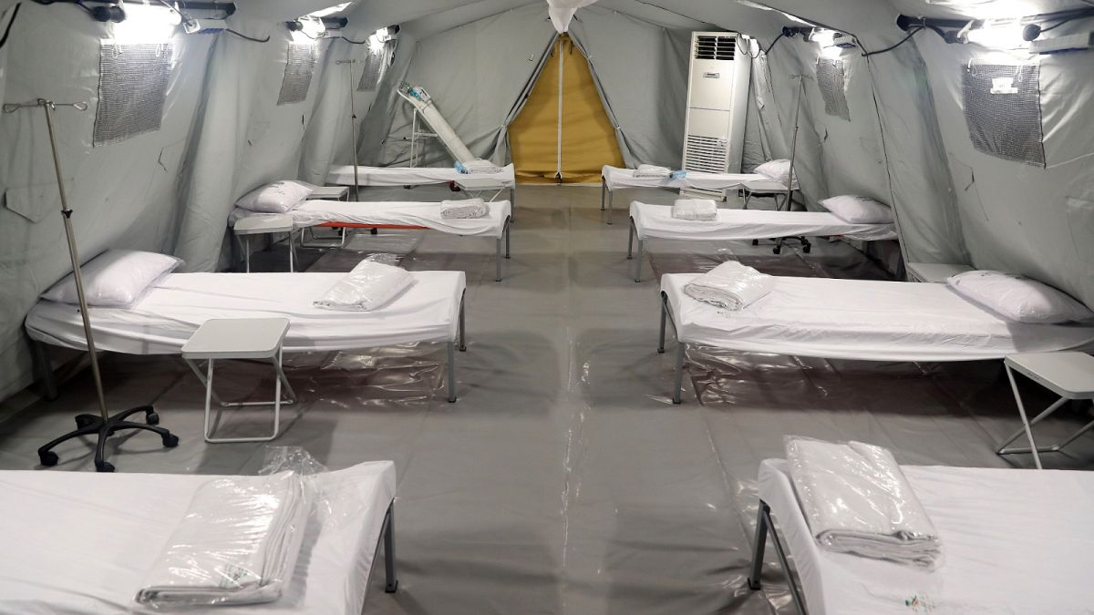 شاهد: السعودية تفتتح أكبر مستشفى ميداني في مكة لاستقبال المصابين بفيروس كورونا