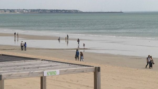 Coronavirus : certaines plages rouvrent en France, mais sous conditions Coronavirus : certaines plages rouvrent en France, mais sous conditions